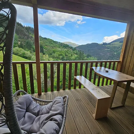 Do Navia Kamp alanı